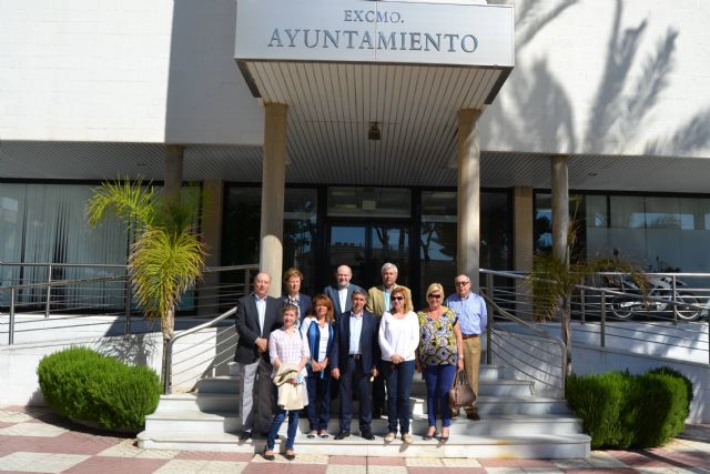 La Comisión de Industria visita el Parque Regional de las Salinas de San Pedro del Pinatar