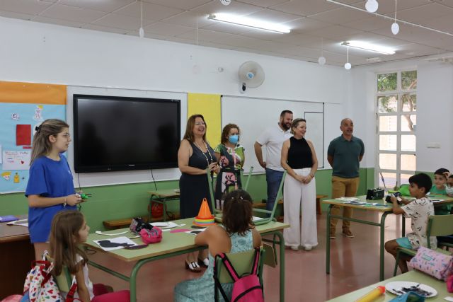 Las cuatro escuelas de verano municipales acogen a más de 800 niños para ayudar a la conciliación laboral y familiar