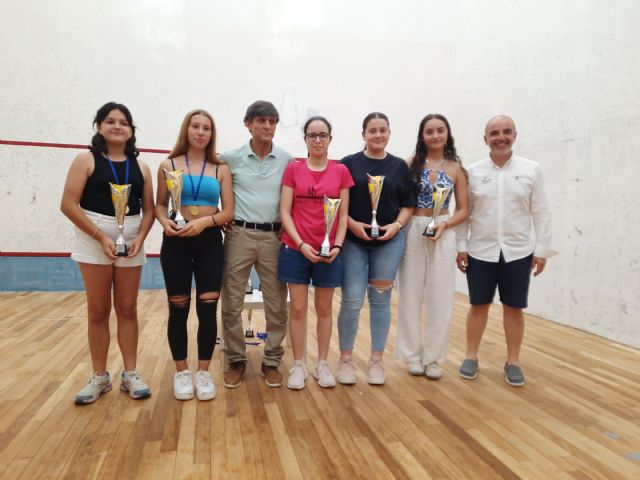 Rodrigo Mendioroz y Mariló Villar vencen en el Nacional de Squash Villa de San Pedro