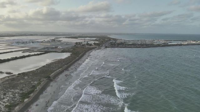 La Policía Local de San Pedro del Pinatar intensifica con un dron la vigilancia en playas